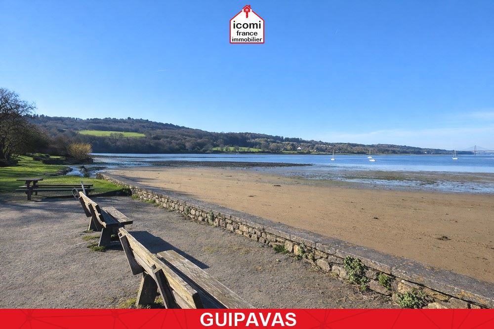 A VENDRE - PROPRIETE T7 DE 250 M² SUR 4000M² DE TERRAIN - VUE MER - TERRAIN ARBORE - RARE